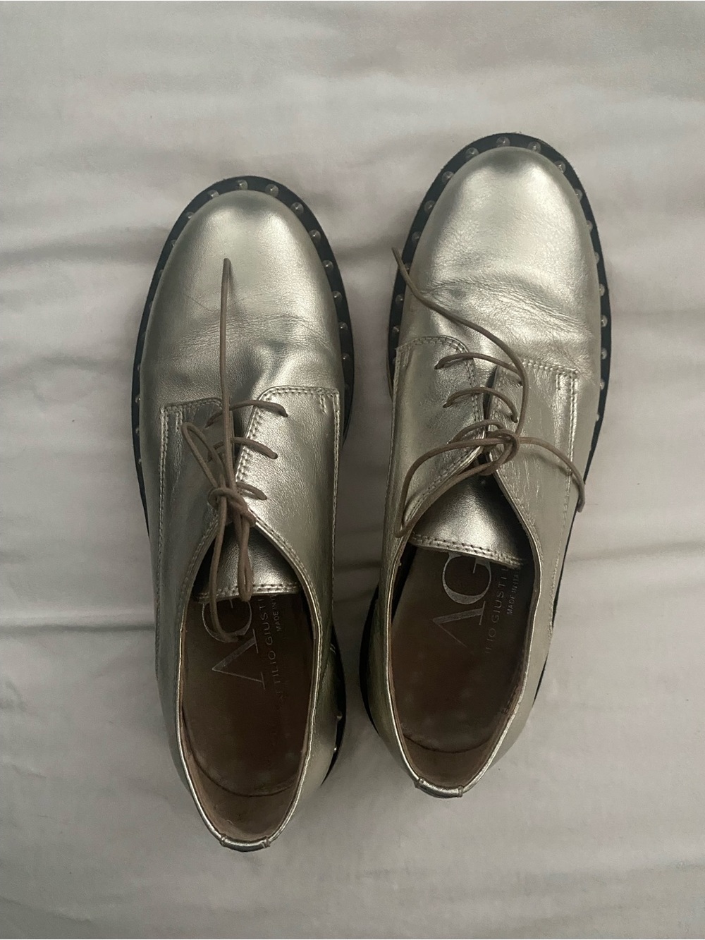 AGL Metallic Silver Leather Lace-Up Shoes size 38 cork & plastic bottom Oxford